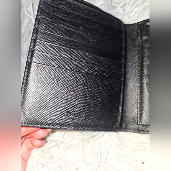 Prada Black Nylon Compact Wallet (GUC)(READ DESCRIPTION) - Picture 4 of 8